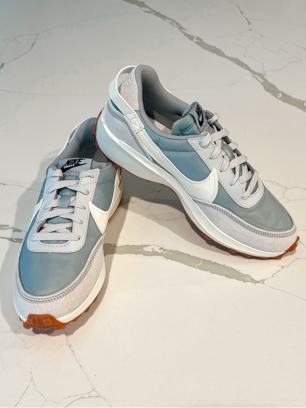 Nike Waffle Debut Sneaker Light Pumice Photon Dust Sail Womens Sz 8 DH9523 006